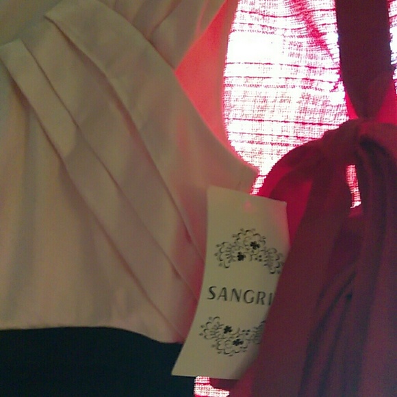 Dress - Picture 3 of 4